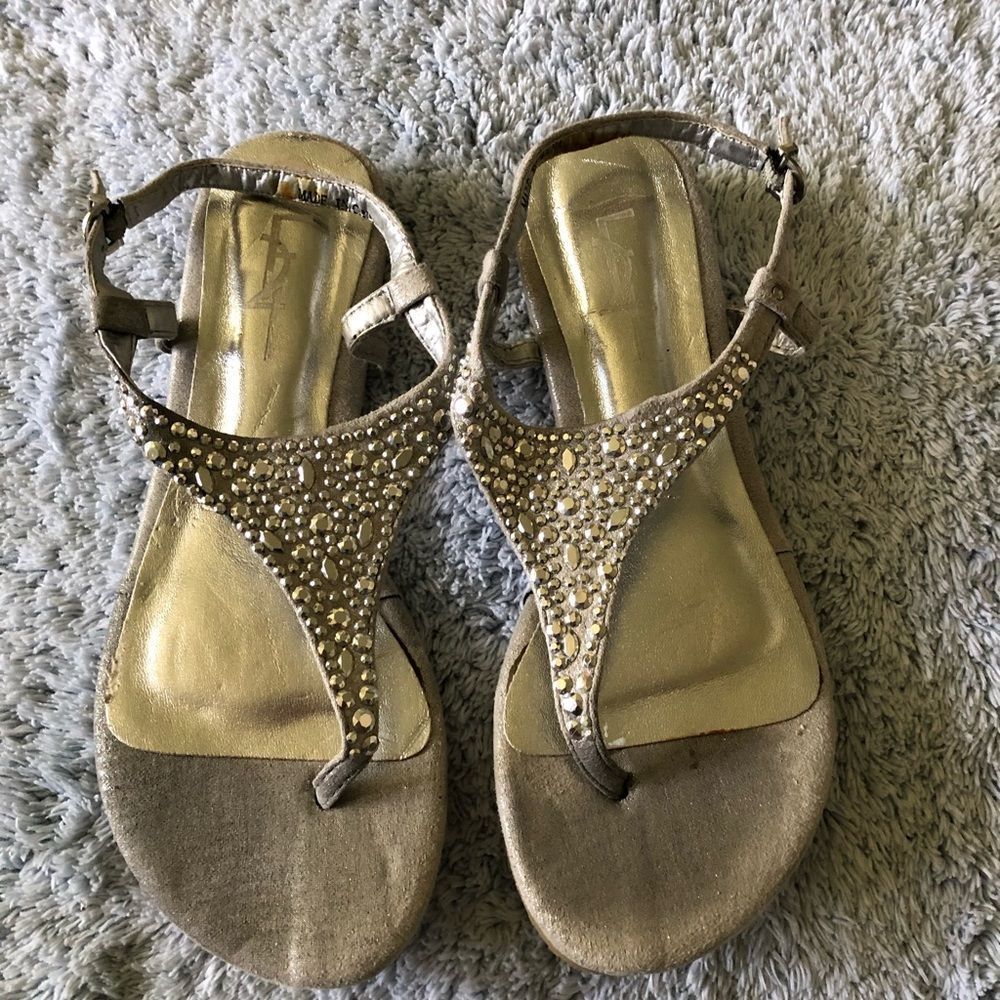 Forever 21 sandals 6.5